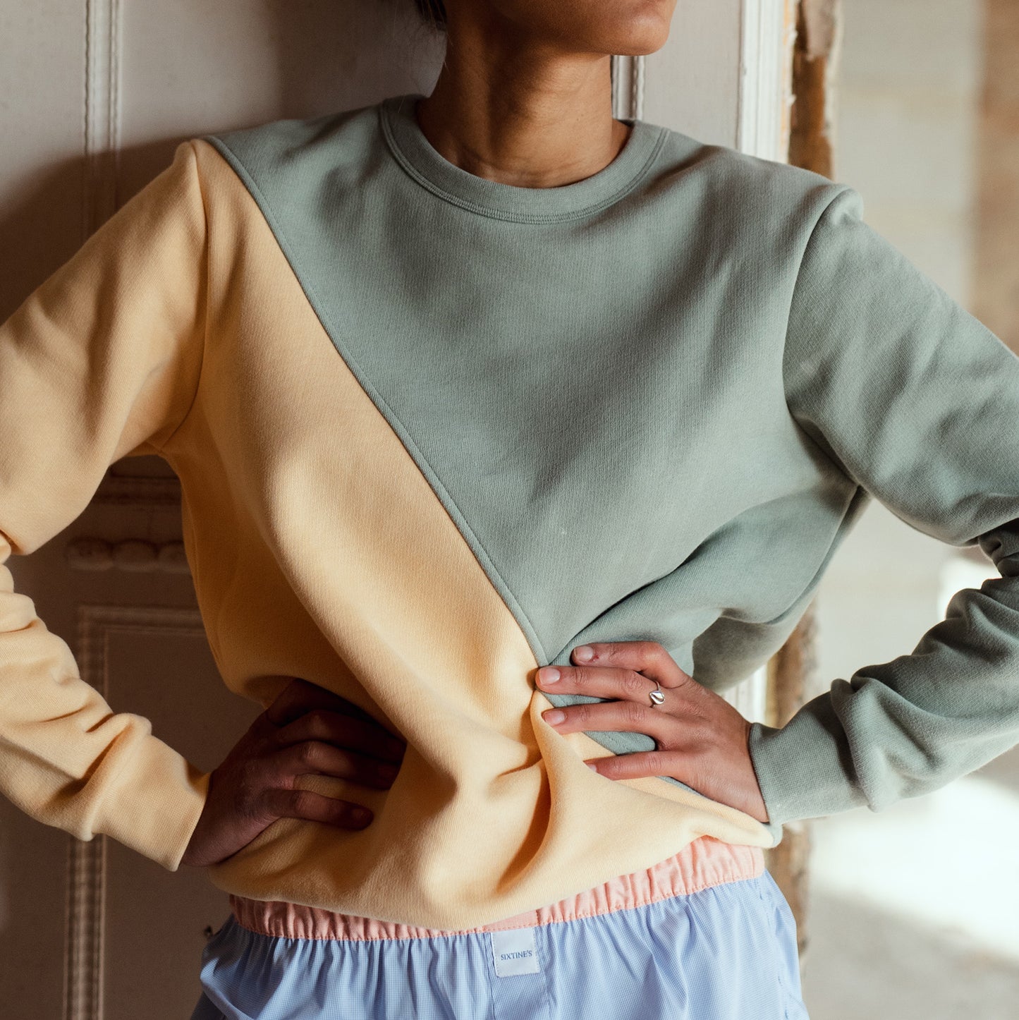 Bicolor yellow-green